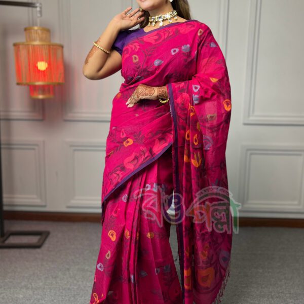 Tantuja Saree